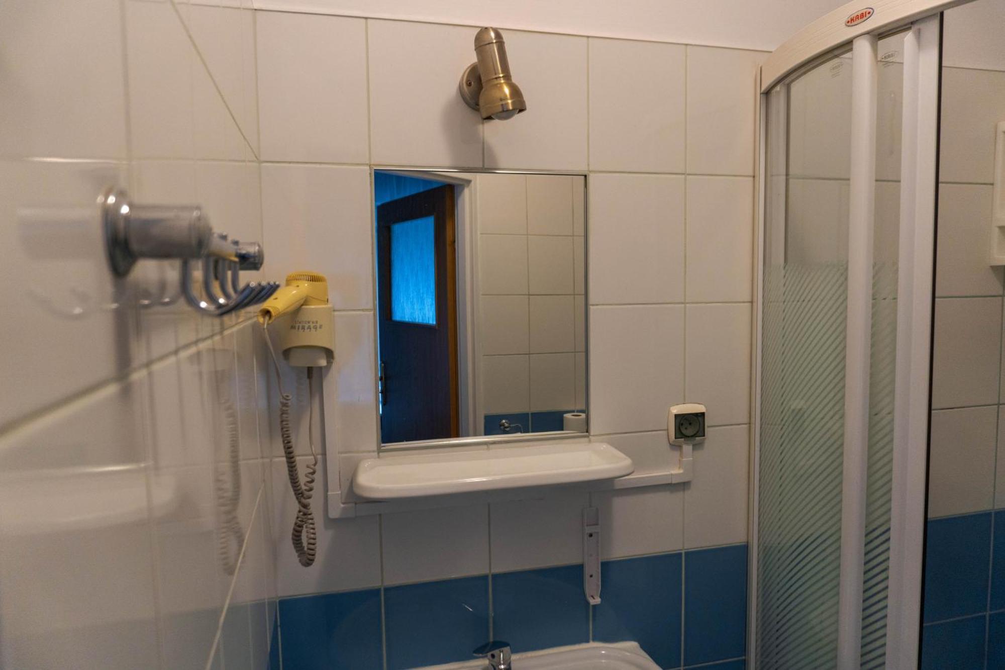 Osrodek Wypoczynkowy Lesne Ustronie Hostel Witnica Exterior photo